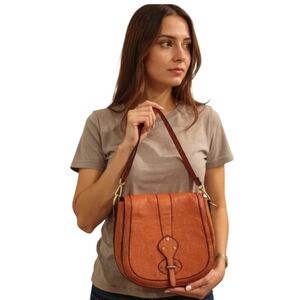 👜Danier Vintage Cognac Brown Leather Shoulder Saddle Bag